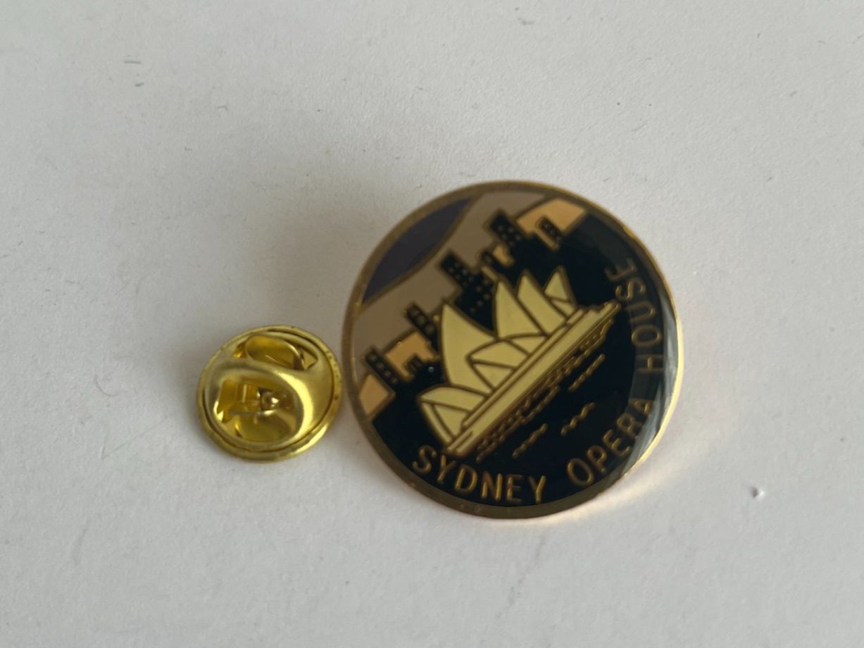 Plaquettes & Badges: Pin Sydney Opera House – D'occasion à Dietikon par sch_w2tw