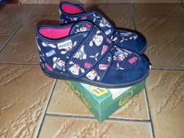 Hauschuhe / Finken 32