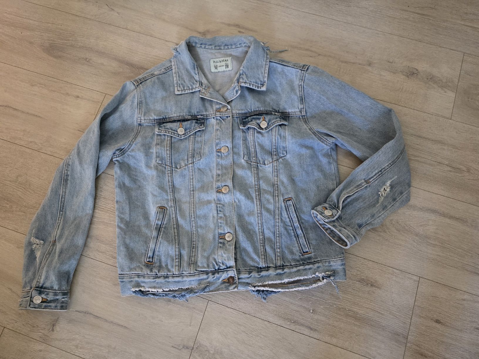 Pull&Bear Giacche: Pull & Bear Jeans Jacke Grösse M leicht verwaschener Look – Usato da Wigoltingen venduto da Zuckerfee84