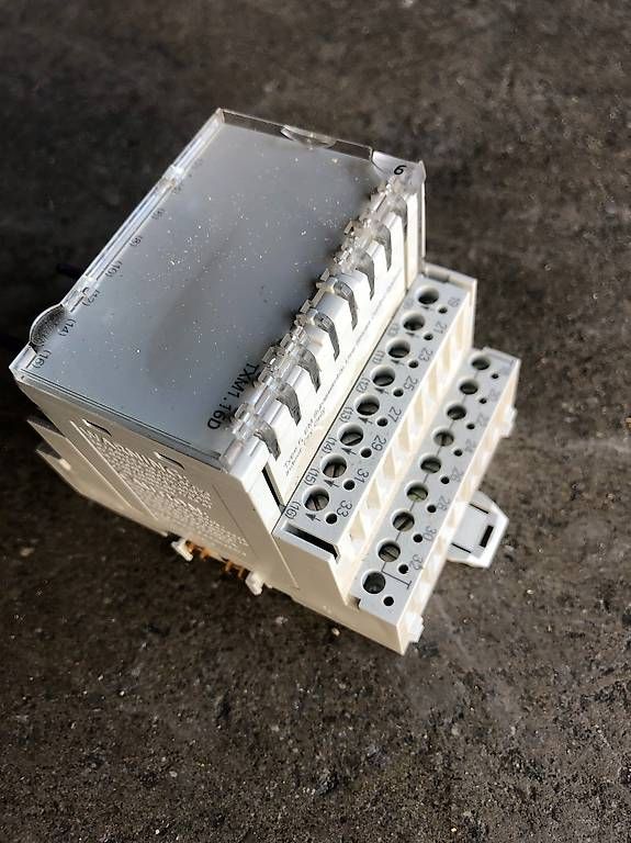 Componenti elettronici: Siemens TXM1.16D - Digital-Eingangsmodul mit 16 Datenpunkten – Usato da Appenzell venduto da OcclineGmbH 1