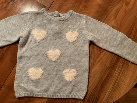 Süsser Baby-Pulli mit Herzchen, Gr. 92