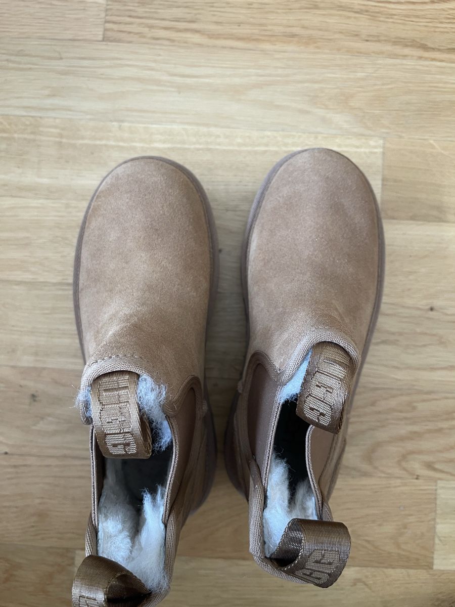 Ugg Damenschuhe: Uggs platform boots – Neu (gemäss Beschreibung) aus Genève von emi_bc27 1