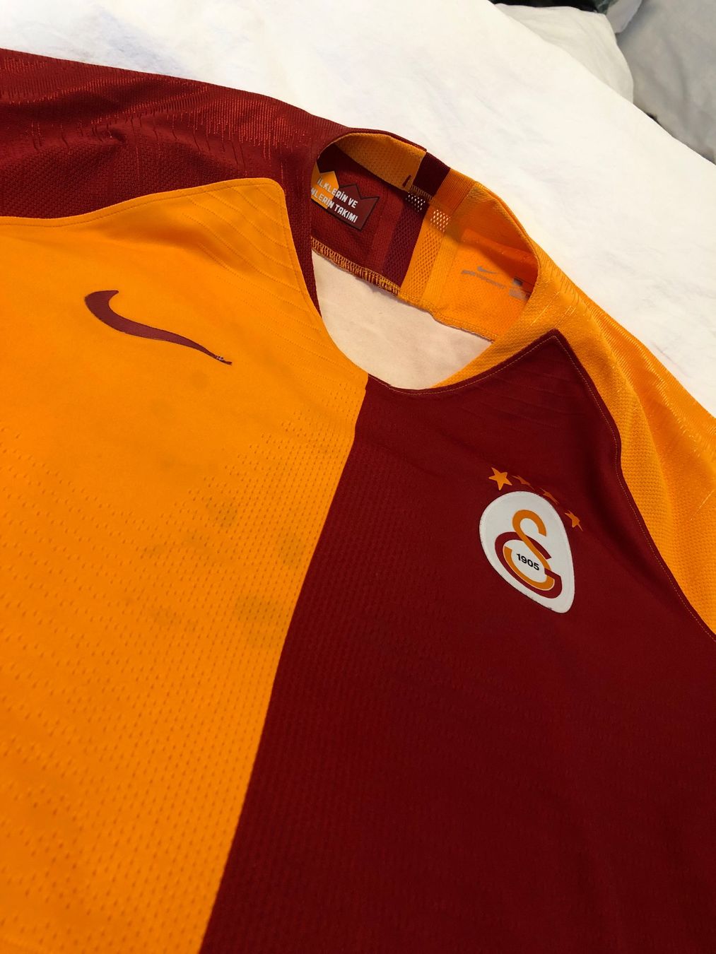 Nike Leibchen & Hosen: Maillot Galatasaray Nike Vaporknit taille M – Gebraucht aus Corsier GE von SWmoderncards 4