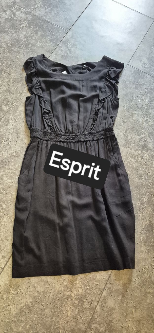 Lotti di vestiti: Lot de 7 Robes – Usato da Cortaillod venduto da ramssa 3