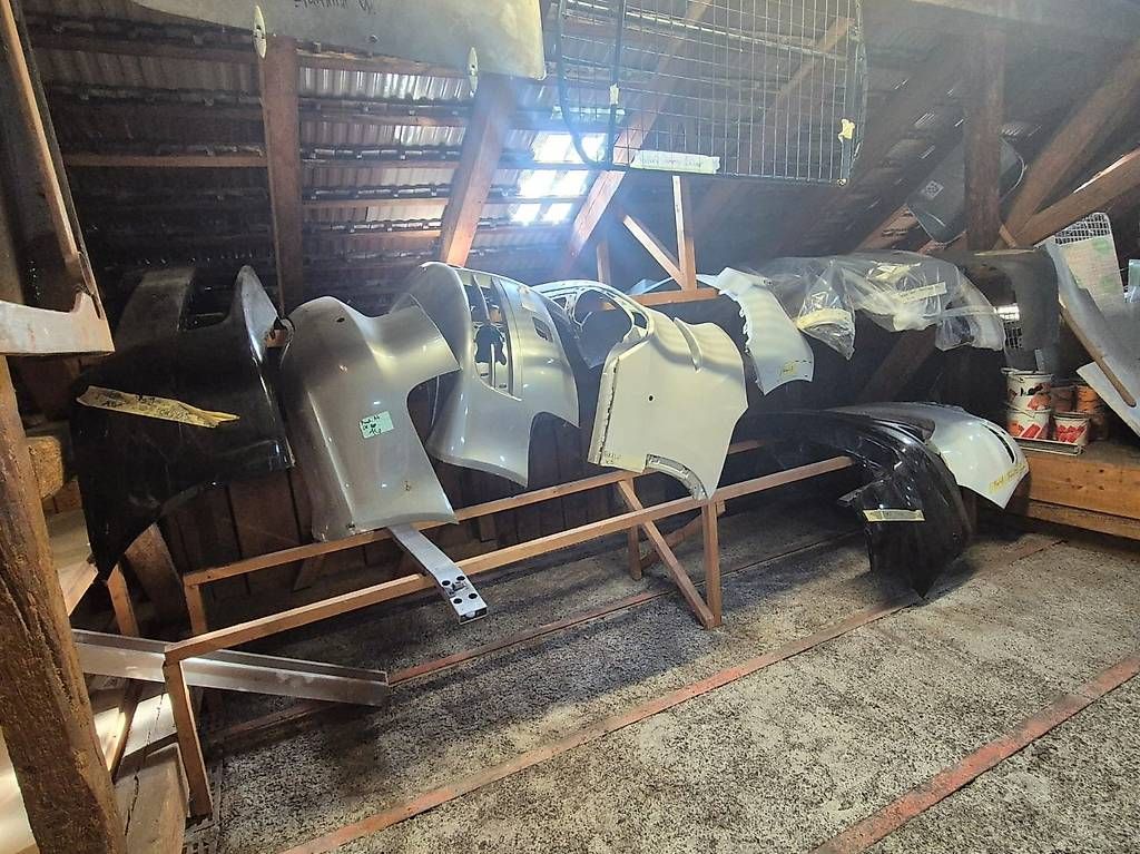 Tutti pezzi di ricambio auto: Div. Stoss - Heckstangen – Usato da Niederbüren venduto da Domenik96 1