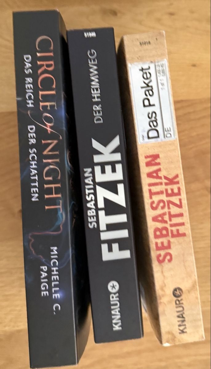 Libri: Bücherpaket - Neu! – Nuovo e nell'imballaggio originale da Heerbrugg venduto da Sabiiiii 2