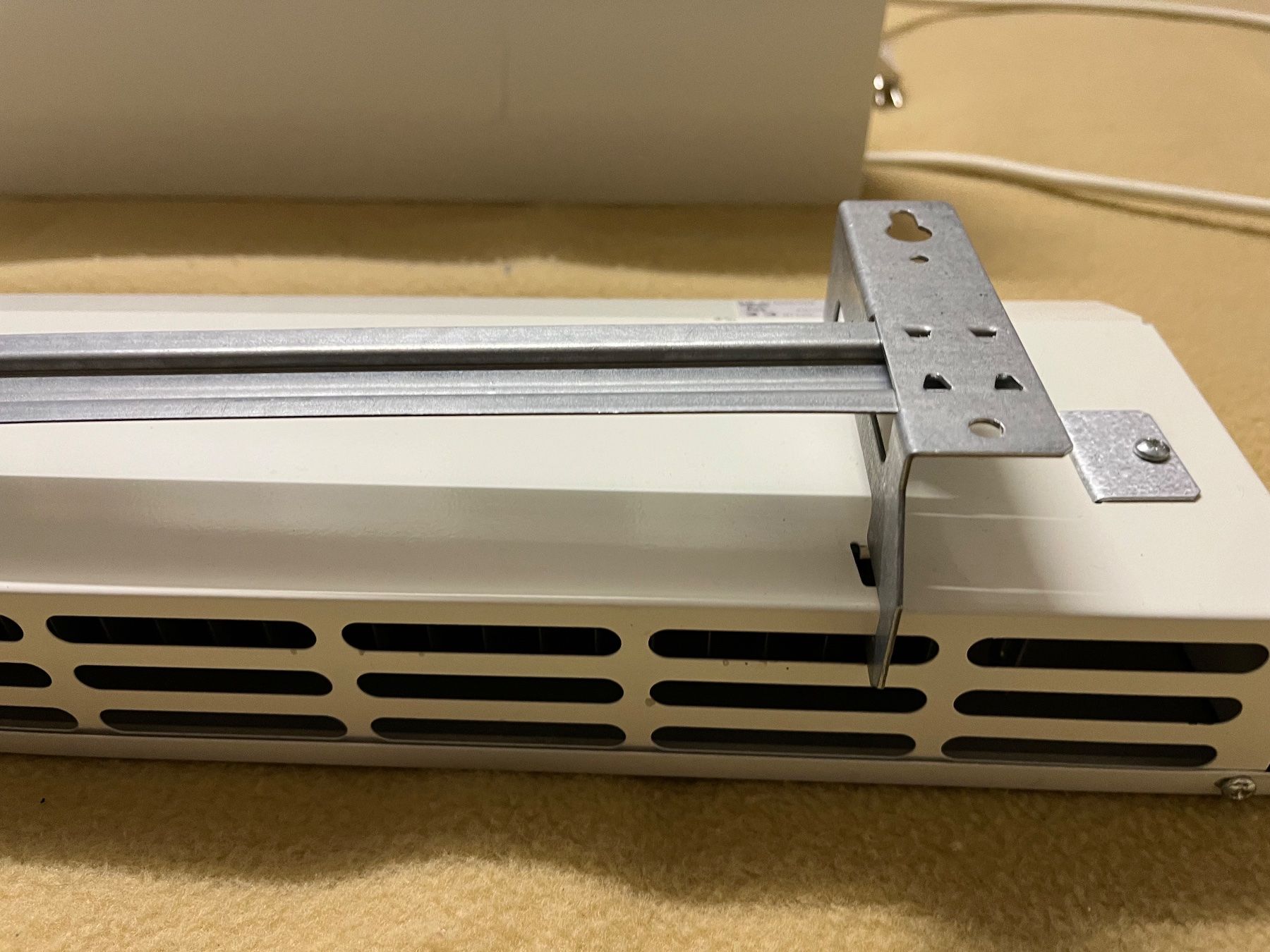 Radiateurs: Elektro Flachheizkörper – D'occasion à Wettingen par Husi11 4