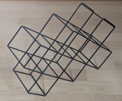 Modernes Weinregal | Modern wine rack