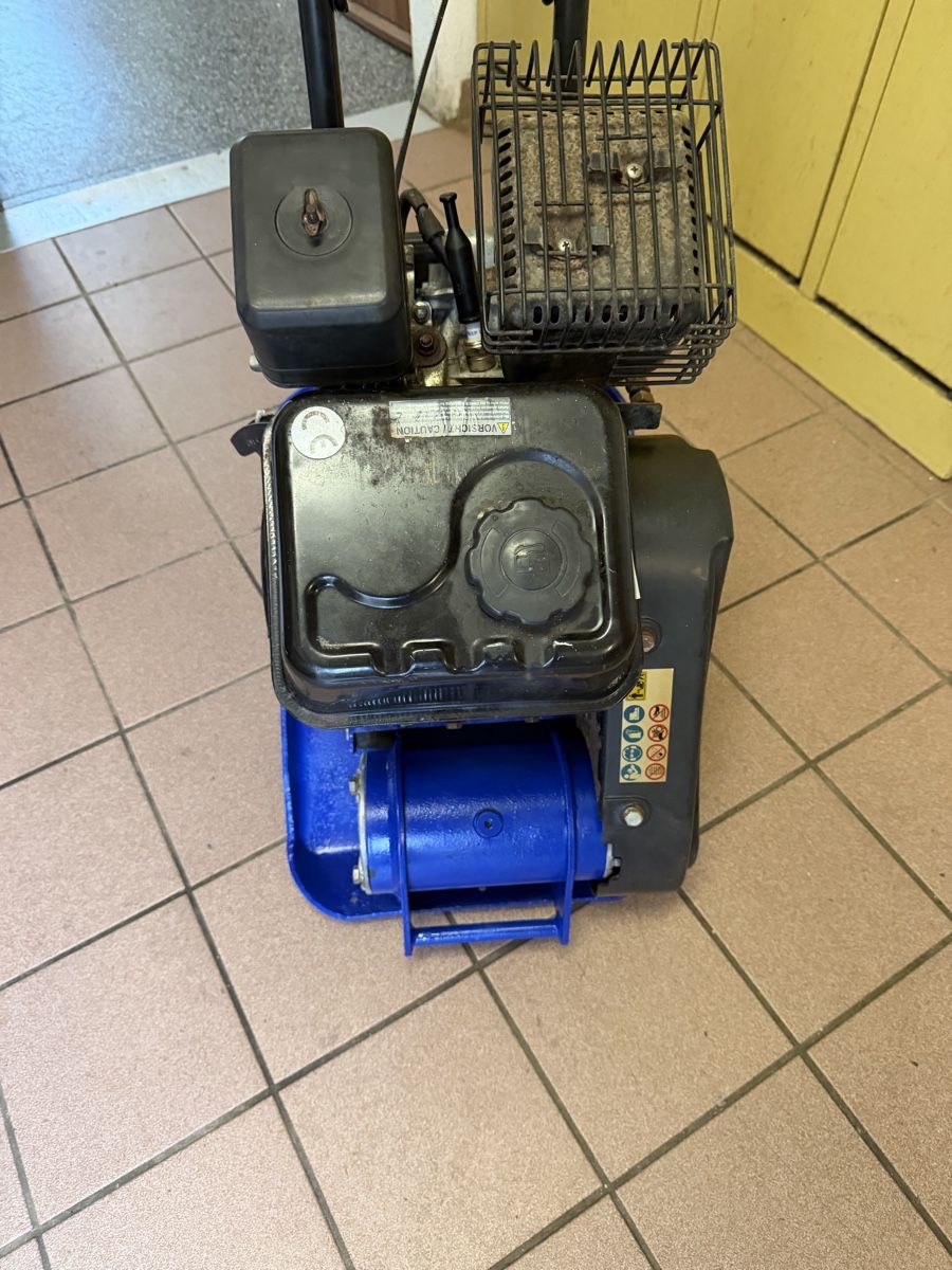 Scheppach Toutes les machines: SCHEPPACH RUTTEPLATE RP 11 i – D'occasion à Schlieren par Nikola040 6