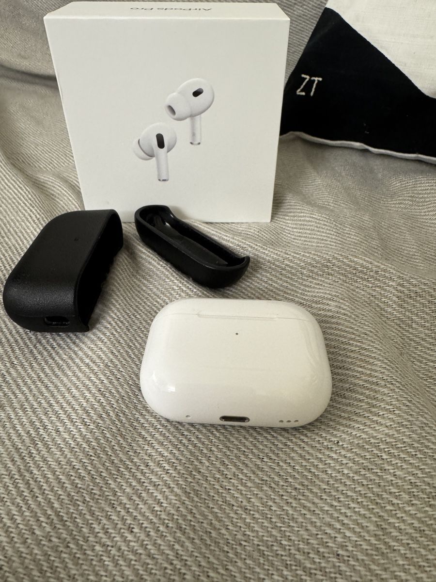 Kopfhörer: AirPods Pro 2 – Gebraucht aus Küsnacht Zh von gal_s6dj 1