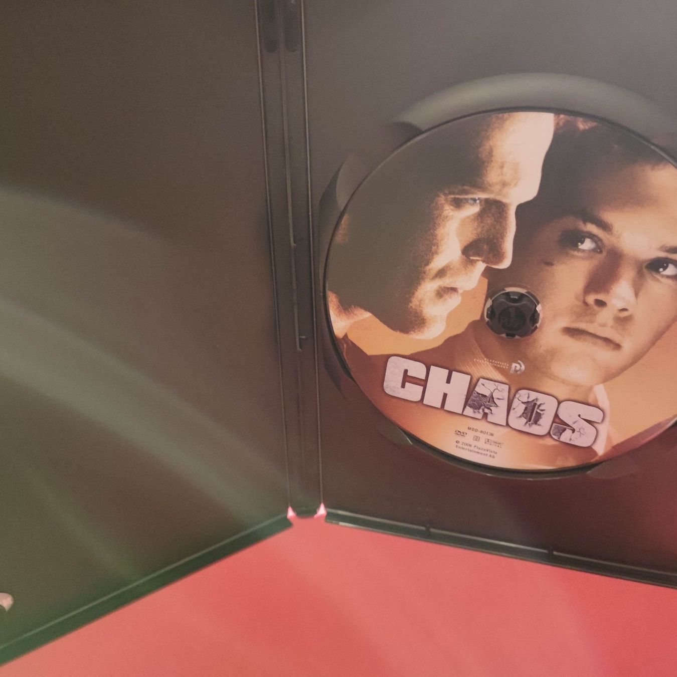 Tutti i DVDs: CHAOS – Usato da Dübendorf venduto da kb86_MOVIE 3