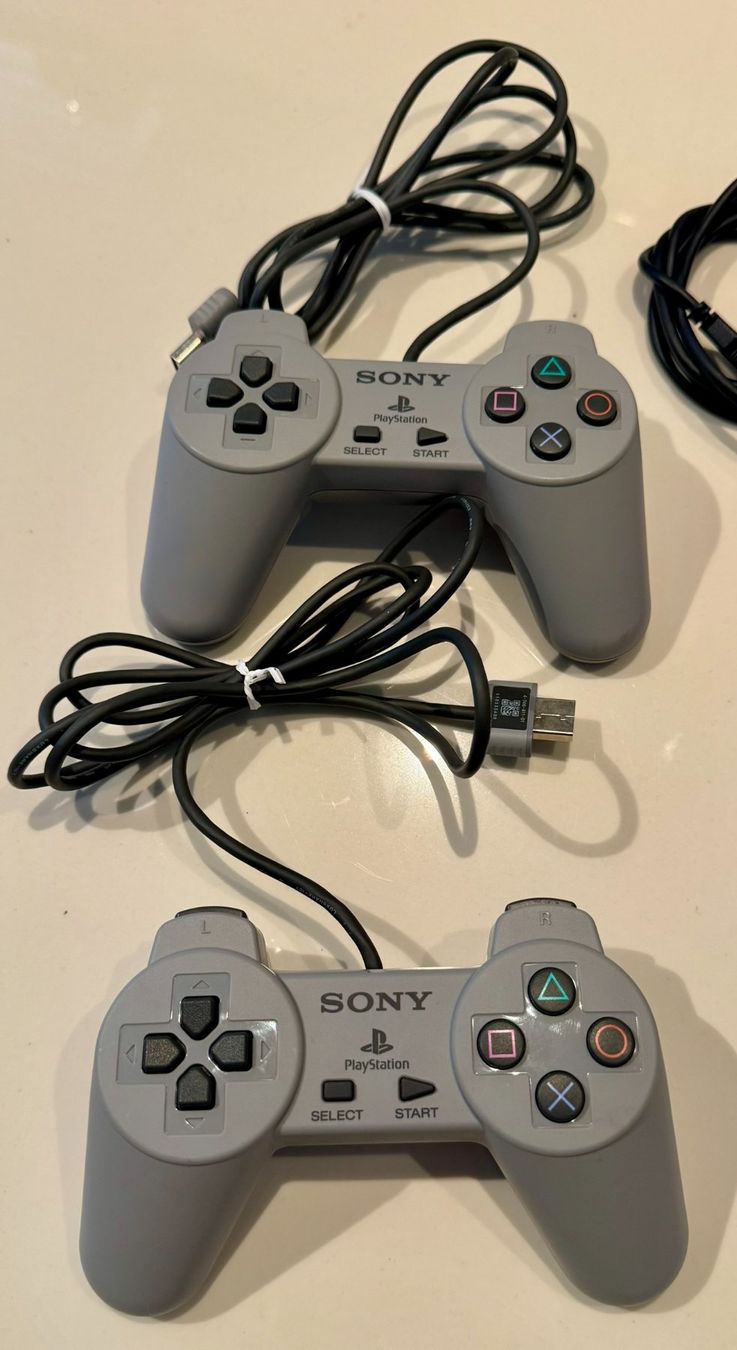 Sony Console: Sony Playstation Classic Mini – Usato da Therwil venduto da Huschi-5 2