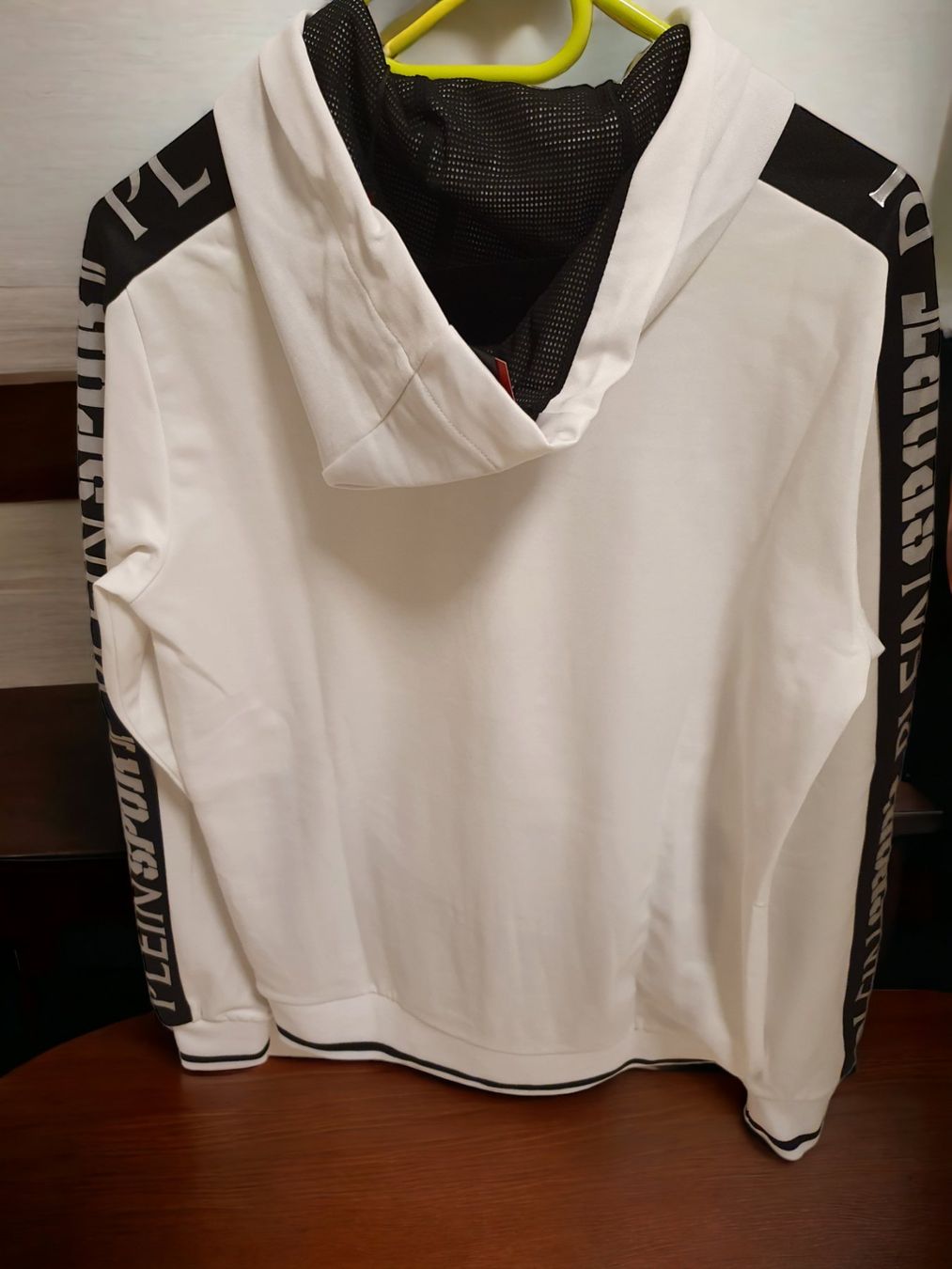 Philipp Plein Maglioni & Felpe: Philipp Plein Sweatshirt / Kapuzen-Pullover Gr.S – Nuovo (secondo la descrizione) da Kreuzlingen venduto da RahMal 4