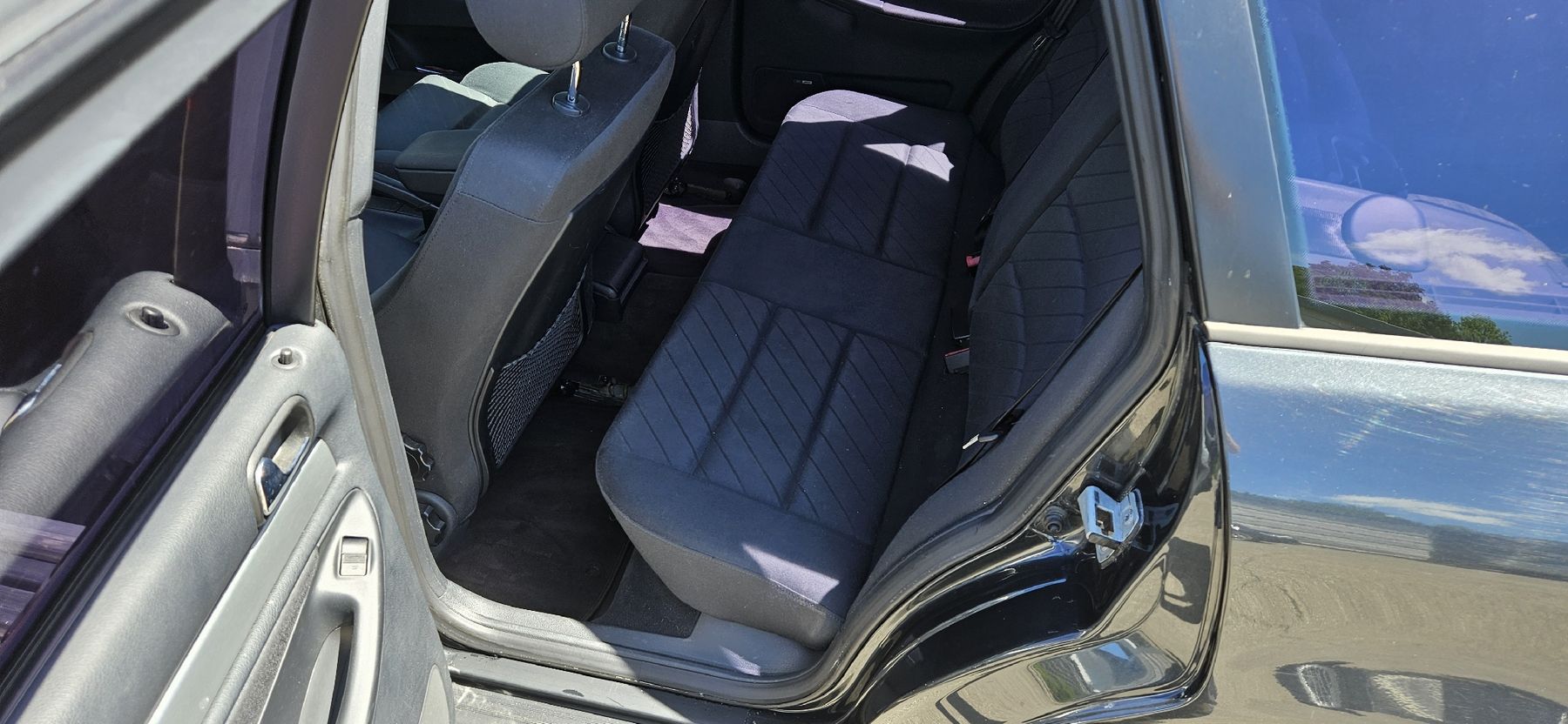 Audi Automobili: Audi A4 b5 Avant quattro – Usato da Amriswil venduto da Astralino22 8