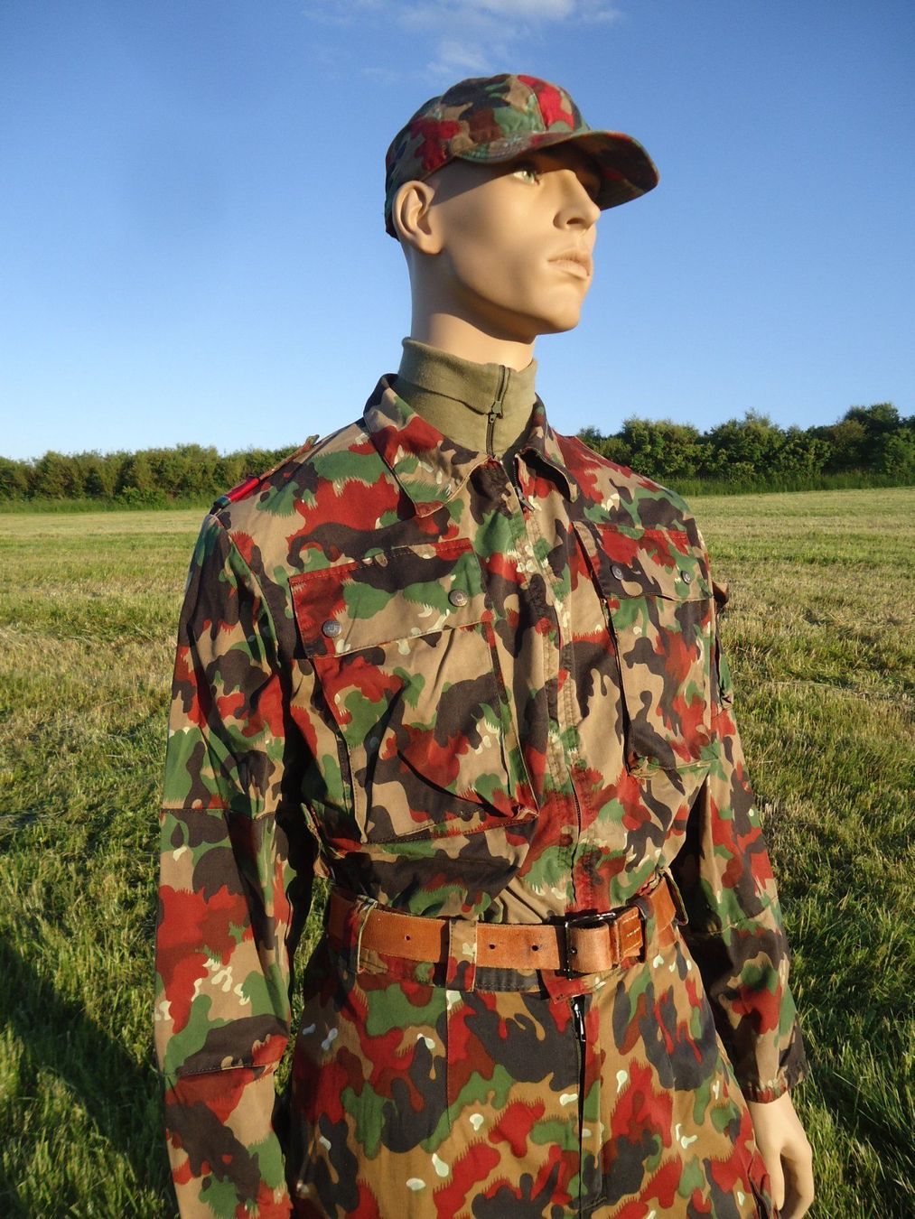Sonstiges zu Militär: Schweizer Armee Taz 83 Jacke Grösse 52 – Gebraucht aus Niederurnen von  1