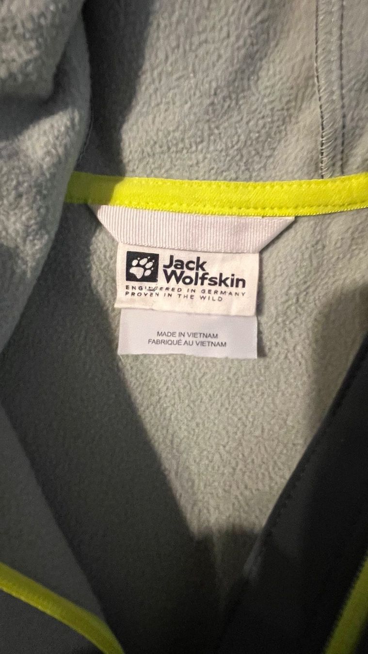 Jack Wolfskin Jacken & Mäntel: Jack Wolfskin Softshell Jacke 128 – Gebraucht aus Heerbrugg von pipistrella67 2