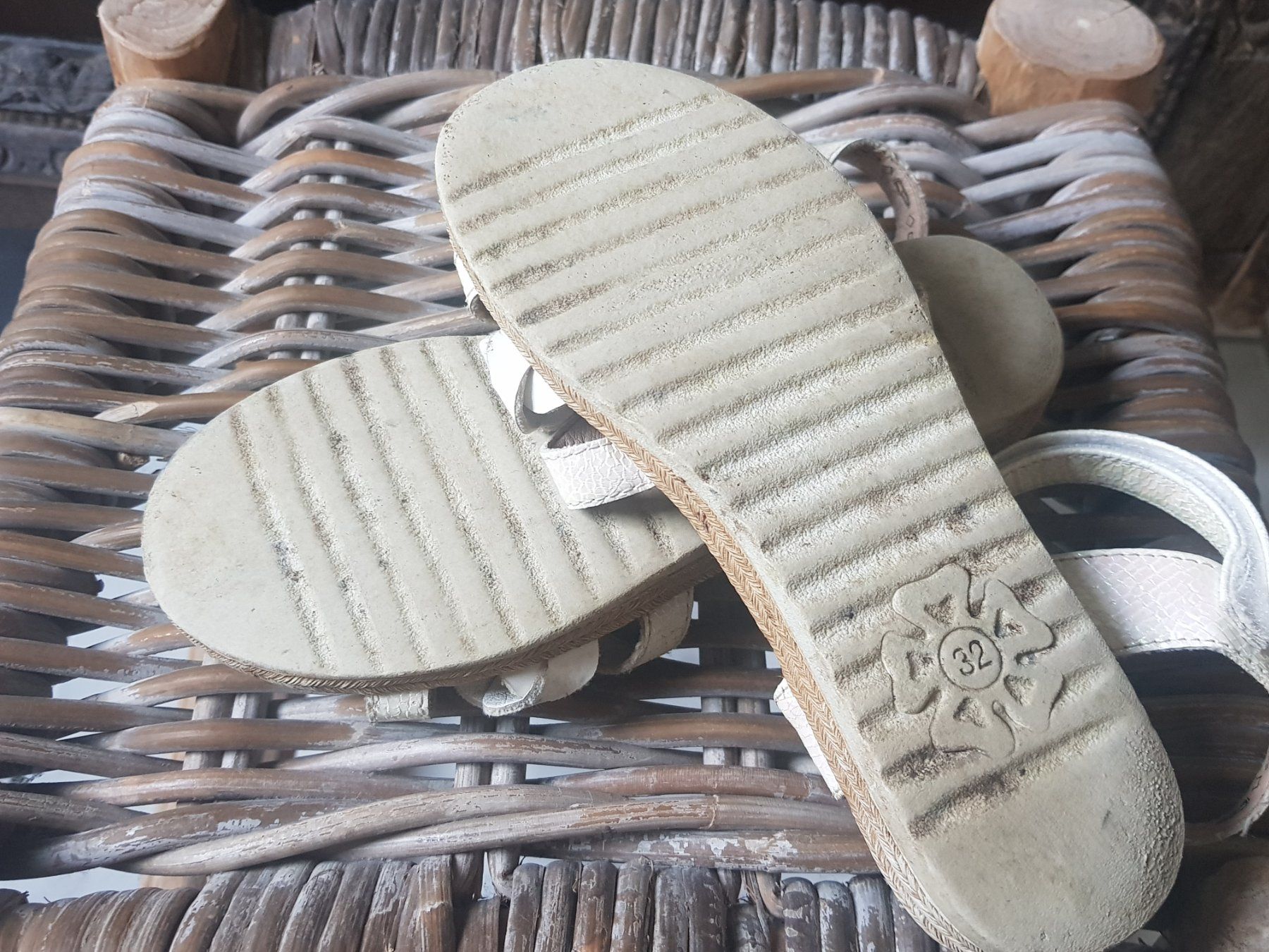 Graceland Schuhe für Mädchen: MÄDCHEN SANDALEN – Gebraucht aus Root von LifestyleAccessoires 5