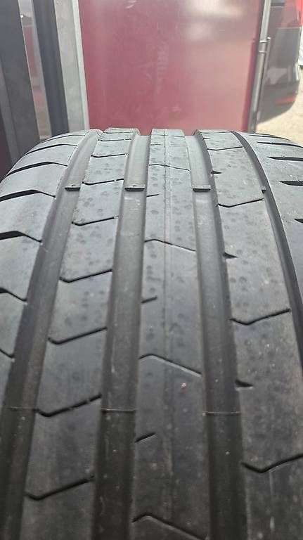 Pirelli Pneus & Kompletträder: Pirelli. 235/40 R20 Sommerreifen – Gebraucht aus Weisslingen von Mechanik87 3