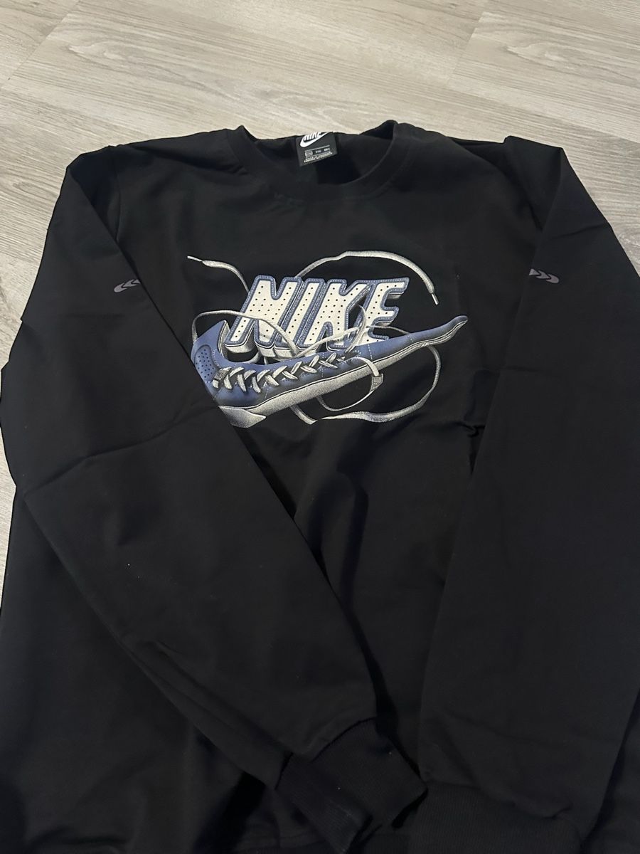 Nike Maglioni & Felpe: Schwarzes Nike XXL Sweatshirt – Usato da Zürich venduto da kri_hy6t 1