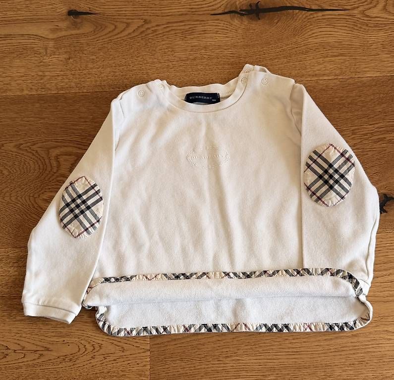 Burberry Camicette, T-shirt & Top: Burberry Oberteil in Grösse 86 – Usato da Teufen AR venduto da arz_yjz9