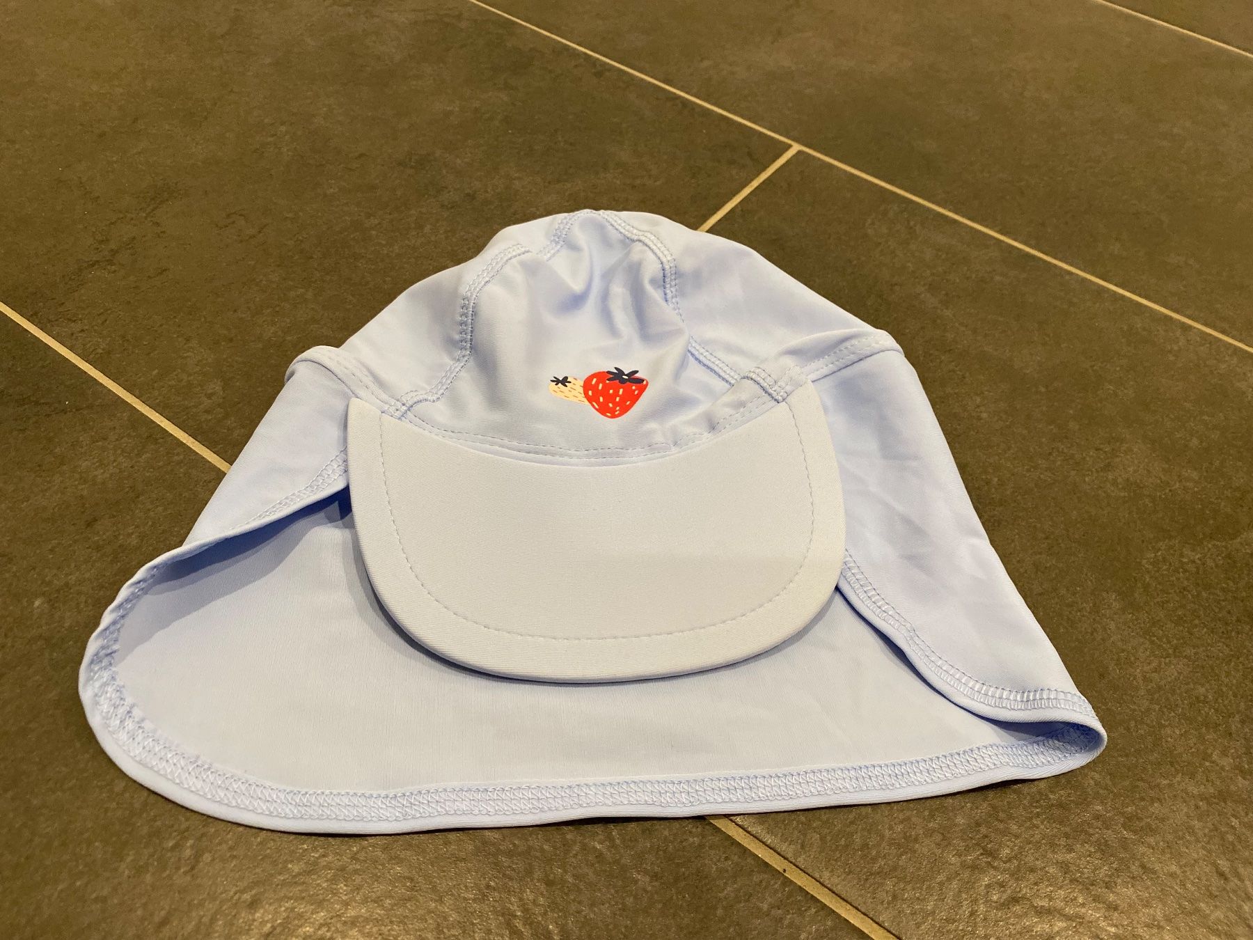 Altro abbigliamento per bambina: Badehut Erdbeere Lily&Dan, UPF 50+ – Nuovo (secondo la descrizione) da Summaprada venduto da hirschuh506