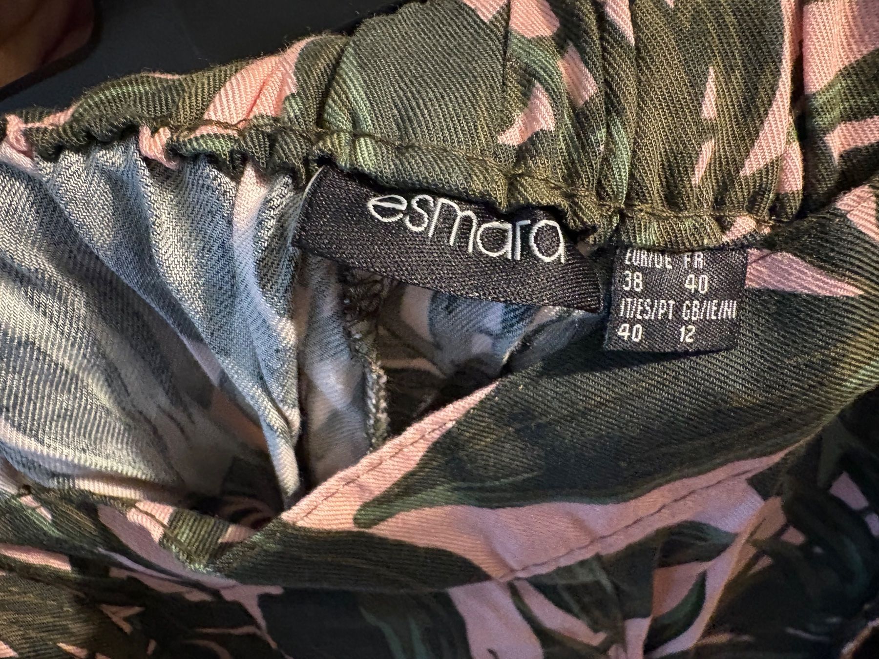 Pantaloni: Summer shorts - Size 38 – Usato da Muzzano venduto da Sidney_3 1