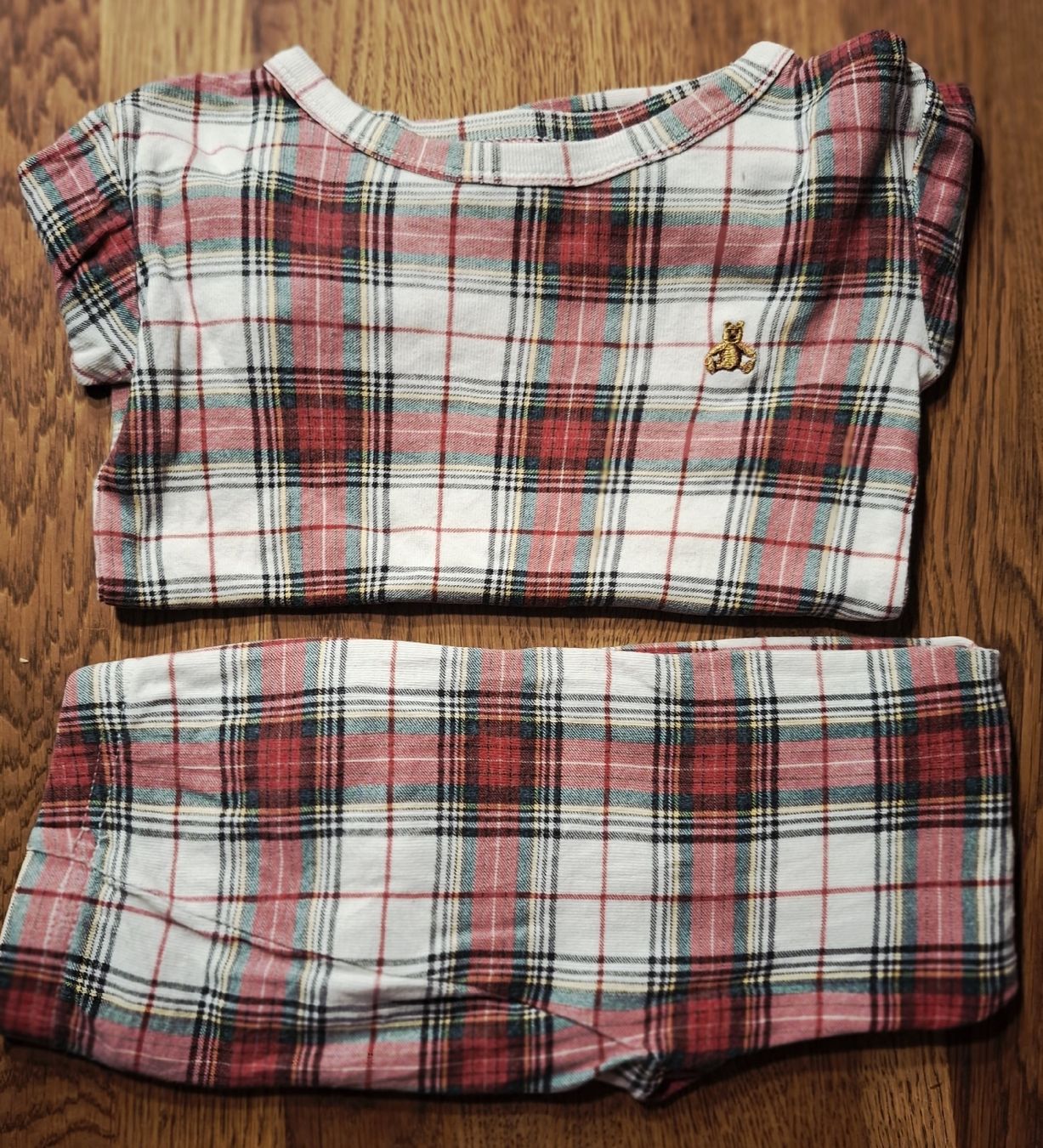 Lotti & Set di vestiti: Kinder verschiedene Kleidung Grösse 92-98 – Usato da Kriessern venduto da lav_z6jb