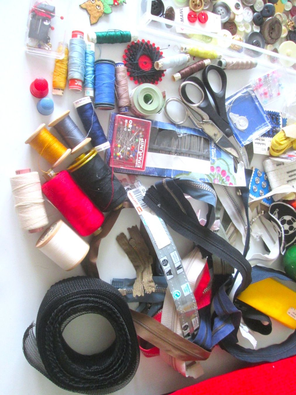 Kit bricolage: Nähzubehör – Usato da Sementina venduto da babucia 1