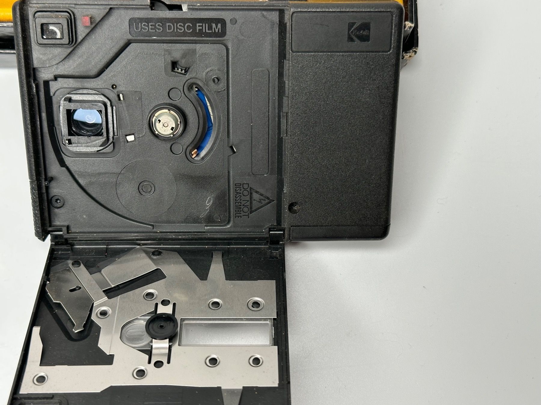 Kodak Kamera: Kodak Disc 2000 Vintage Retro Space Age Kamera – Gebraucht aus zuchwil von solotin74 5
