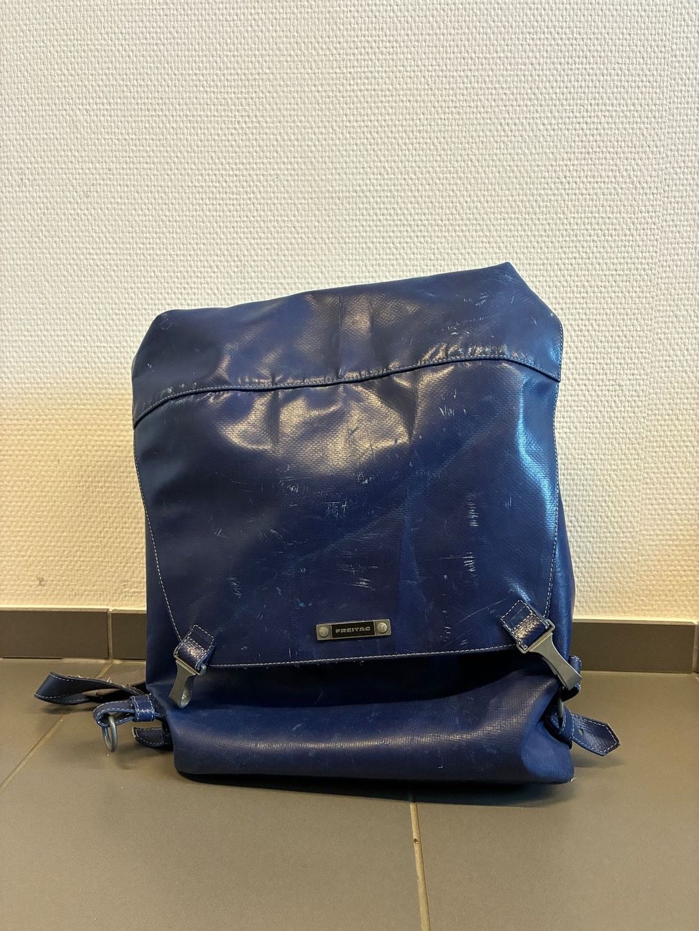 Freitag Zaini: Freitag Rucksack R522 TSCHINGEL – Usato da Adlikon venduto da haruisu
