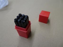 neue Schlagbuchstaben Zahlen 5mm