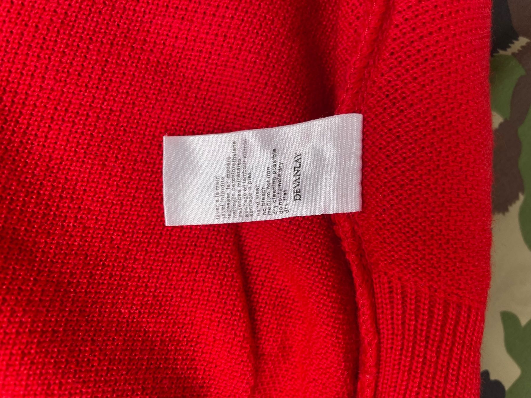Lacoste Maglioni & Felpe: Vintage 90s Lacoste pullover wool Sz L – Usato da Zürich venduto da le_souk 4