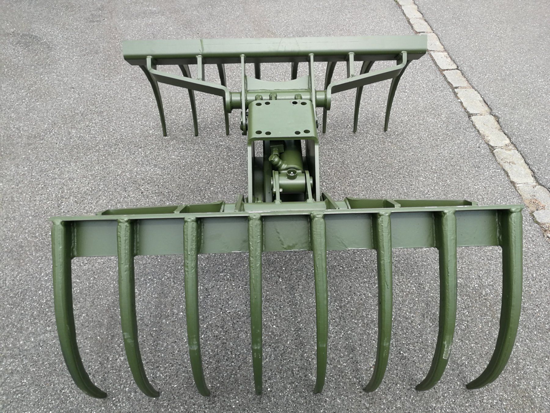 Greifer: Mistgreifer / Mistzange MG 16 / robuste Bauweise – Neu und originalverpackt aus Hasle LU von LinTech 4