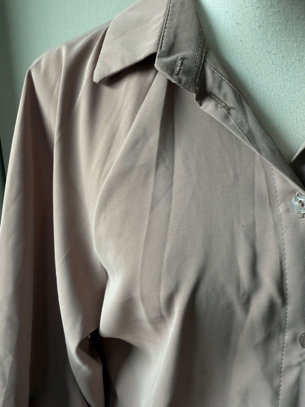 Blusen: bluse, Grösse 48, Farbe Altrosa – Defekt aus Riehen von edu_92w7 3