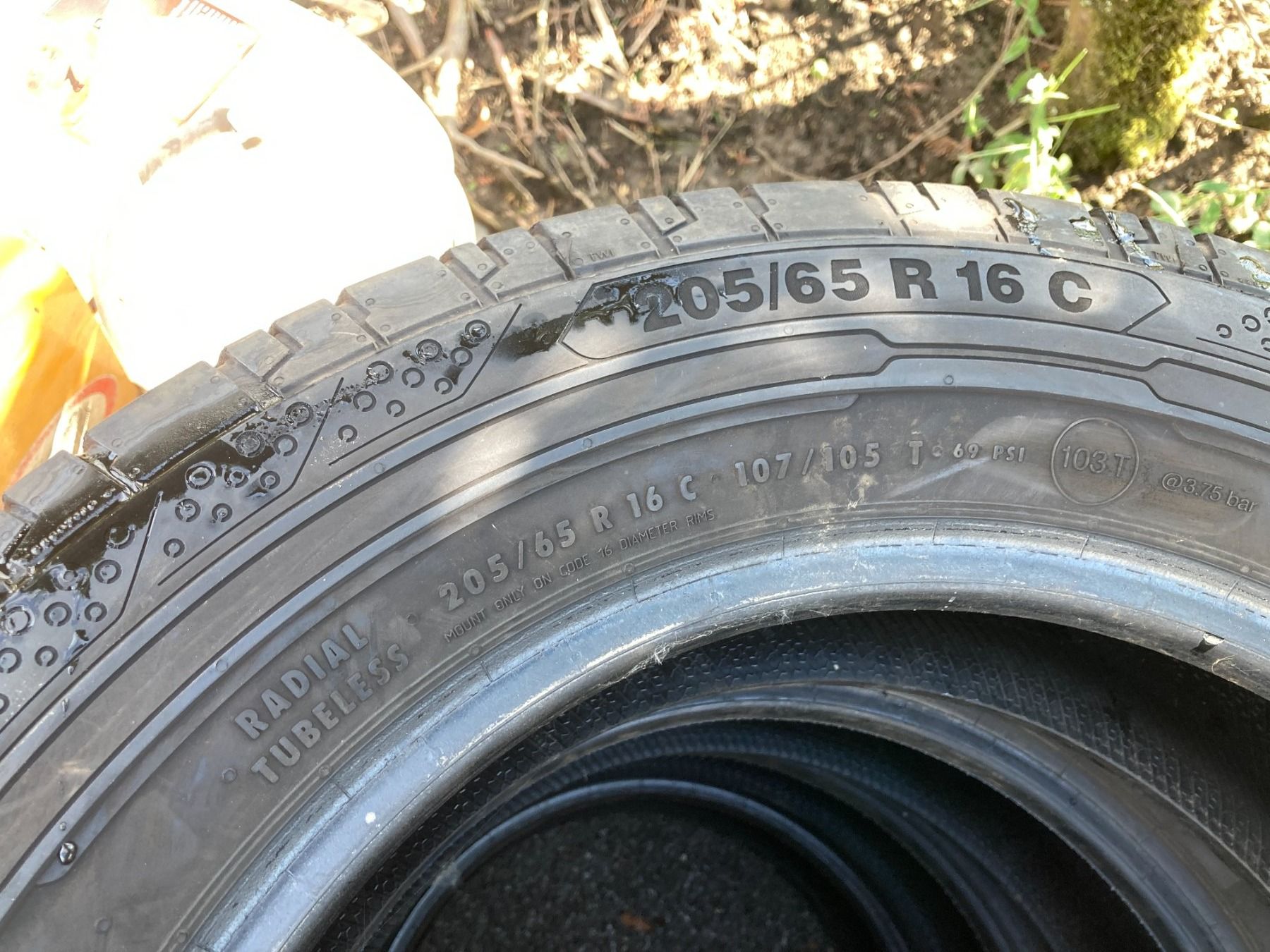 Continental Pneus & Kompletträder: 205/65R16 Continental VW T6 Continental – Gebraucht aus Cham von WB2223 1