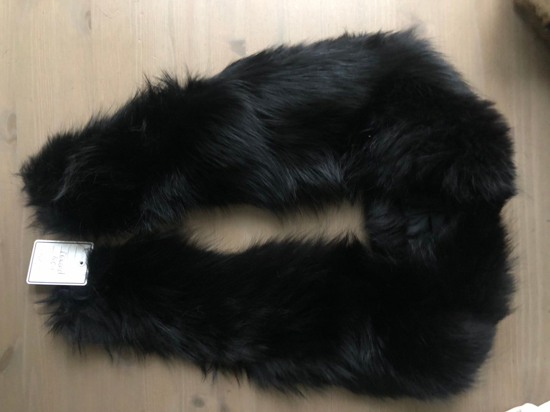 Foulard & Sciarpe: Col de fourrure noir – Usato da Genève venduto da ktr_nf66