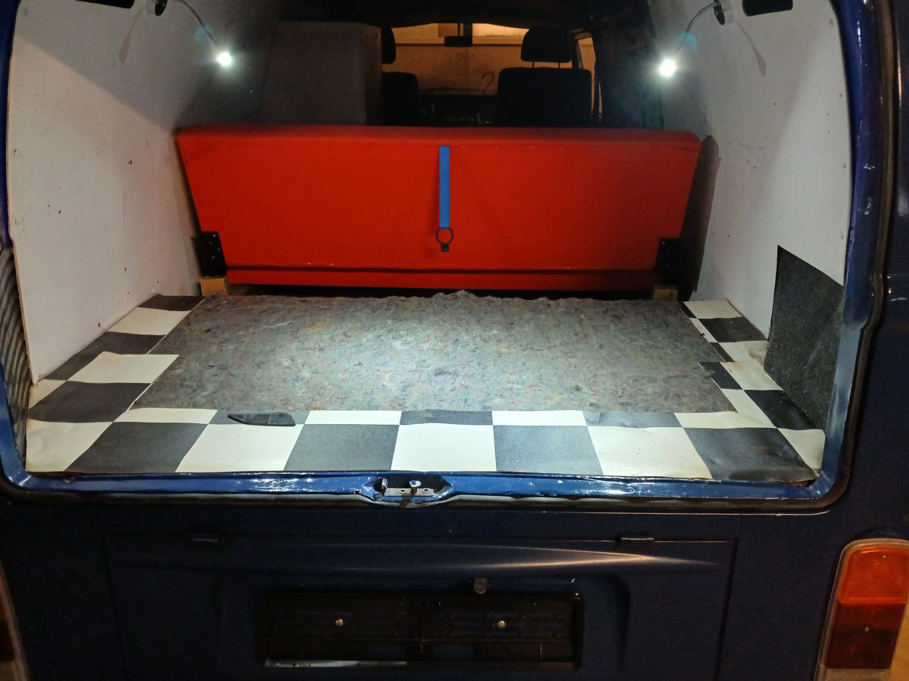 Mobilhome: Volkswagen Combi T2 camping – Usato da Montbrelloz venduto da pipounet 6