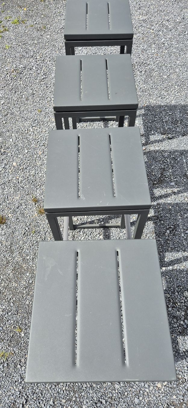 Sgabelli: 4 Barhocker Metall – Usato da Glarus venduto da Unimog10 1