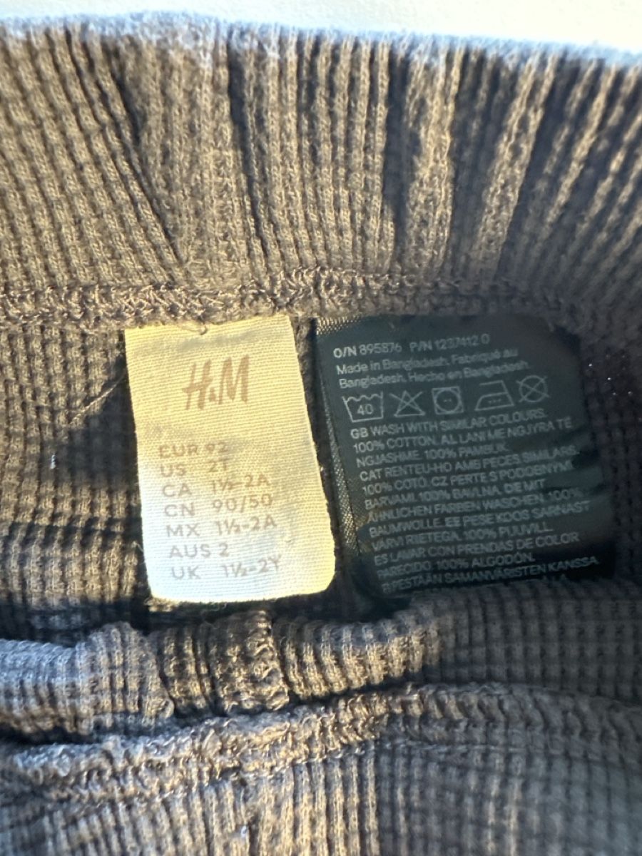H&M Pantaloni: H&M Hose - Grösse 92 – Usato da Zürich venduto da KrisZH 1