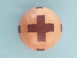 Strumpfkugel "Schweizerkreuze" zwei Hölzer