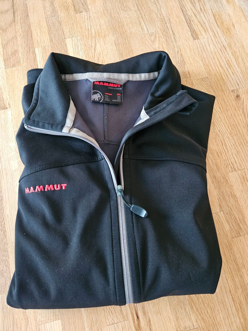 Mammut Jacken: Mammut, Soft Tech Jacke schwarz, leicht + flexibel, Top-Occ. – Gebraucht aus Einsiedeln von Salusa 7