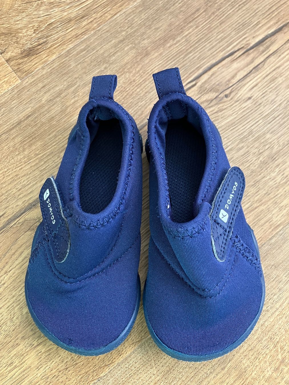 Decathlon Scarpe per ragazzi: Baby slippers shoes 21 – Usato da Brugg AG venduto da Magna3 2