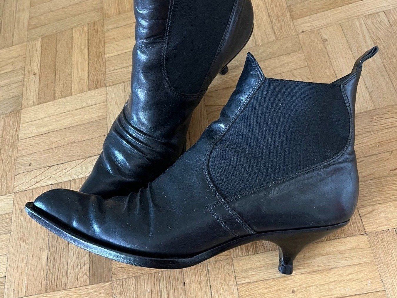 Miu Miu Scarpe da donna: miu miu Stiefletten Grösse 37 1/2 – Usato da Luzern venduto da Lampion 1