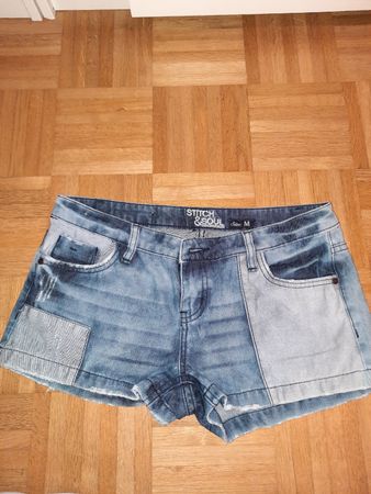super coole Jeans shorts verwaschen in patchworkmuster