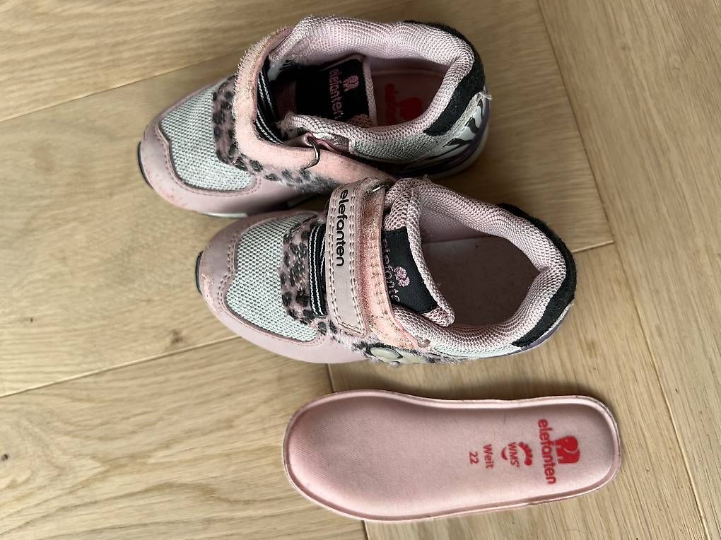 Elefanten Schuhe für Mädchen: Turnschuhe Elefanten Gr. 22 – Gebraucht aus Erlach von sch_w9np 4
