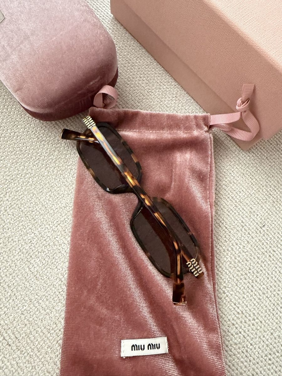 Miu Miu Brillen & Gläser: Miu Miu Sonnenbrille – Neu und originalverpackt aus Wädenswil von ine_gl2r 2