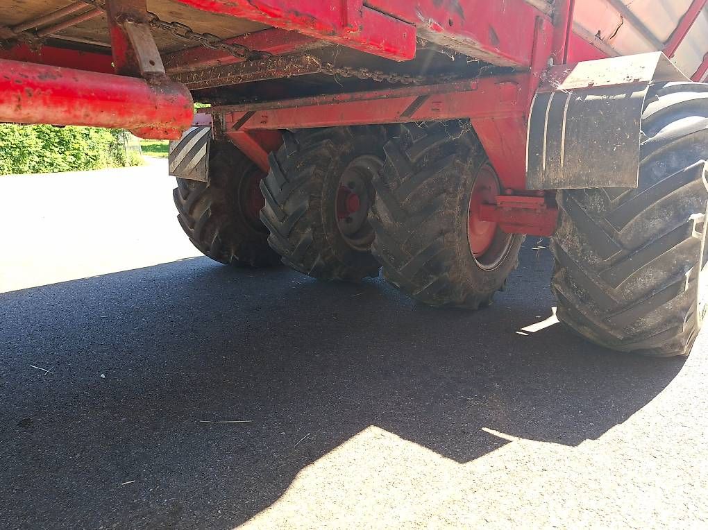 Pöttinger Rimorchi: Pöttinger Ladewagen – Usato da Ganterschwil venduto da Waespetech 1