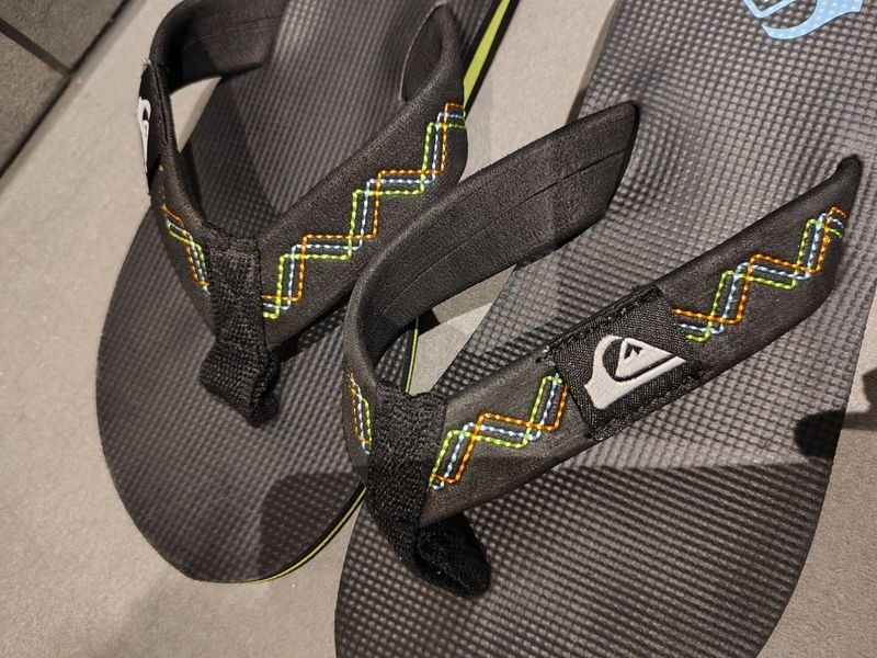 Quiksilver Scarpe per ragazzi: Flip-Flops Gr. 33 – Usato da Oberhofen AG venduto da iitf2020 2