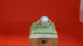 Wunderschöner Damenring mit Zirkonia - Grösse 16 mm
