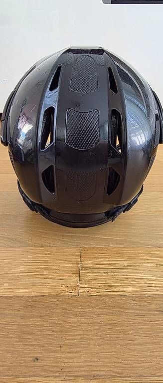 Helme: Kinder-Eishockeyhelm von CCM – Gebraucht aus Brunnen von Rodge 2